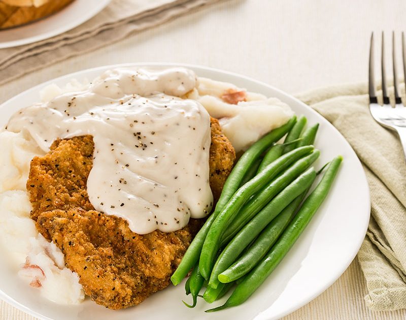 Low-Cal Chicken Fried Steak & Cream Gravy | Beef Loving Texans | Beef Loving Texans is your one-stop