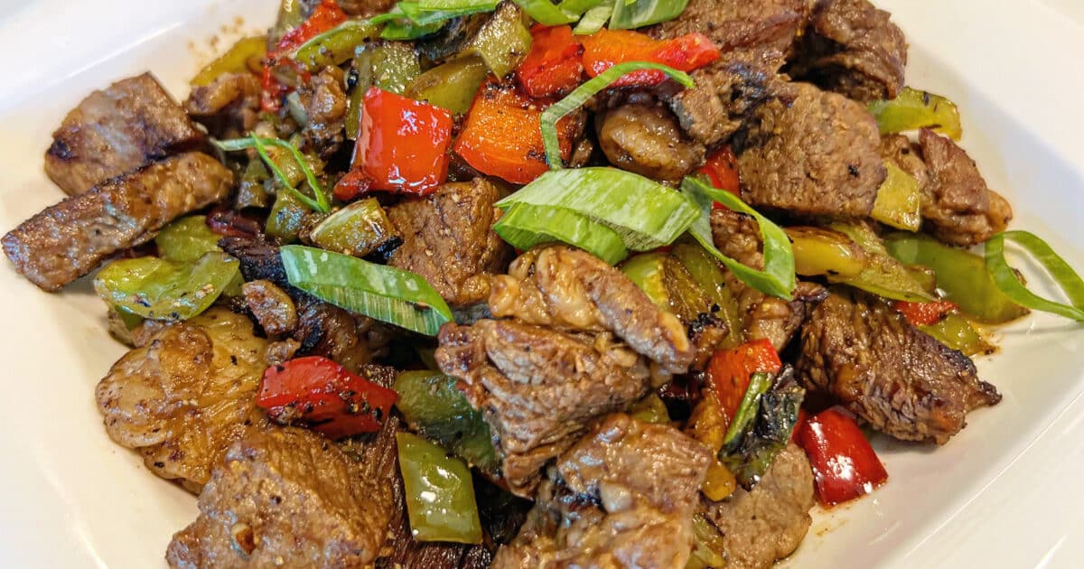 Black Pepper Beef Stir-Fry | Beef Loving Texans | Beef Loving Texans is your one-stop information center for beef recipes, cooking techniques and real life stories. Lean more about beef today. Brought to you by the Texas Beef Council.